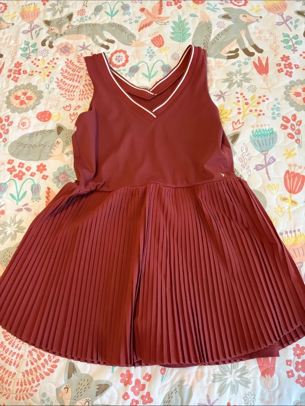 Old Navy Brick Red Sleeveless Pleated tennis dress/ skort bottom NEVER WORN
